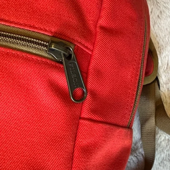 Filson Rugged Twill Bandera Backpack - Picture 5 of 11